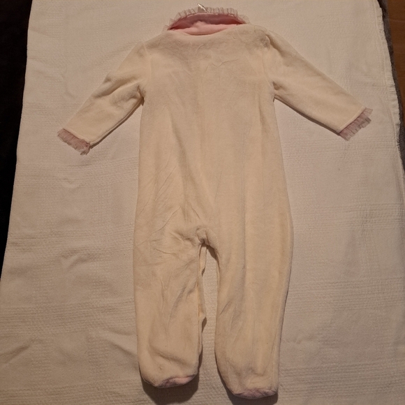 Duck Duck Goose girls 3-6 months velour footie, not sleepwear - Picture 6 of 7